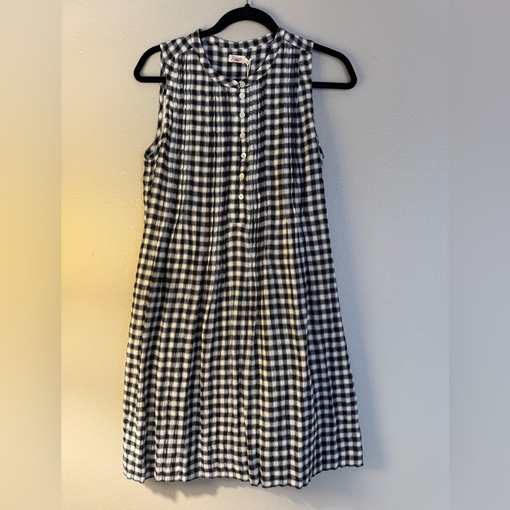 NWT - Faherty Isha dress - black and white gingham. Size small.